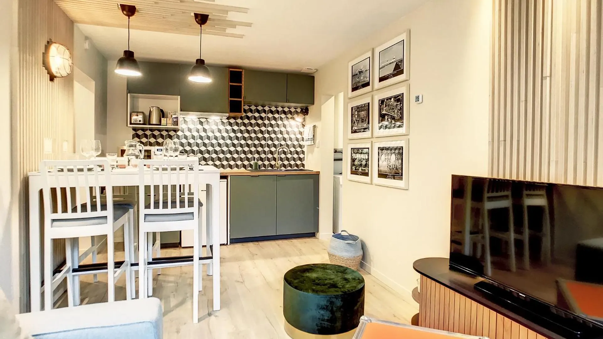 Appartement Ancely Tout Neuf Deco Aero - Parking Gratuit - Proche Blagnac Toulouse 0*,