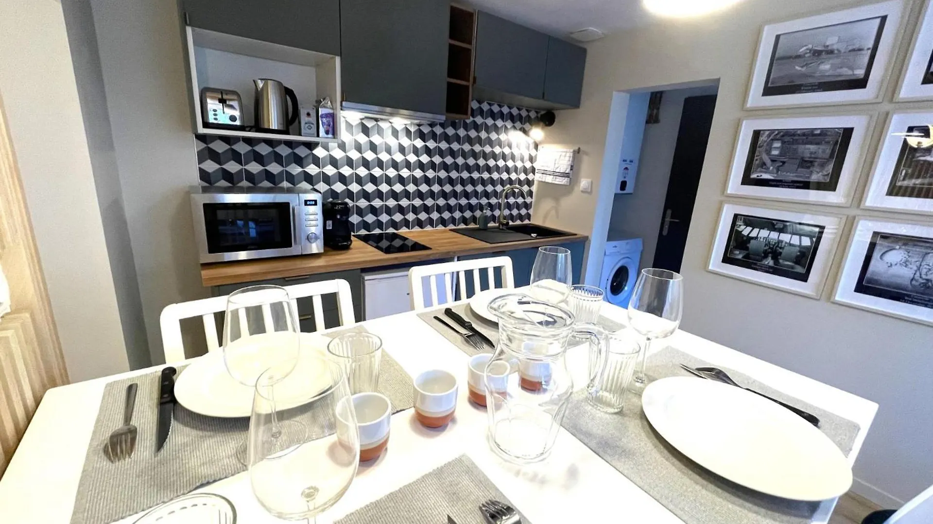 Apartment Appartement Ancely Tout Neuf Deco Aero - Parking Gratuit - Proche Blagnac Toulouse France